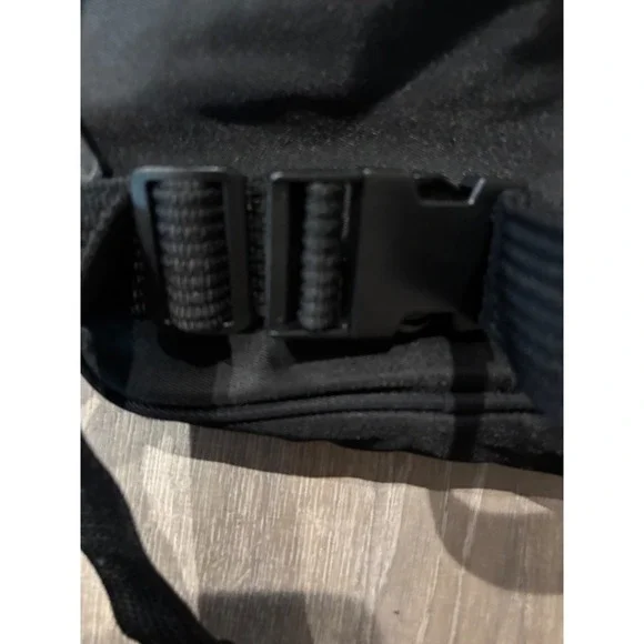 Mickey Mouse Fanny Pack Black Embroidered Disney Waist Bag - Picture 5 of 6